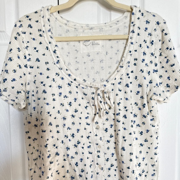Aerie floral ribbed button down top size xl - Picture 1 of 5